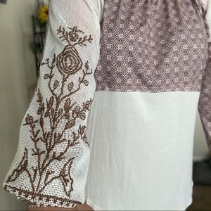 Long sleeve embroider detail top!
